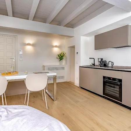 Deservi Charming Apartman Firenze