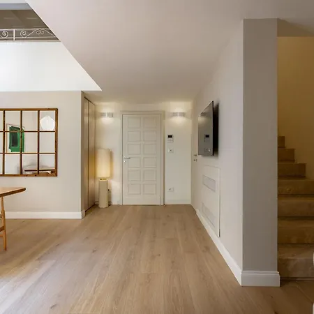 Apartman Deservi Charming Firenze
